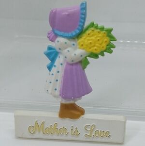 👍 5 for $20 Vintage Holly Hobbie Mother is Love pin brooch